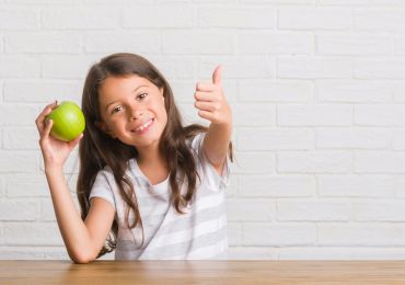 Meisje met appel Meisje met appel