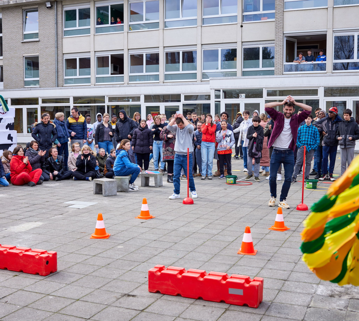 Sieg De Doncker bezoekt klassen om gezonde eetgewoontes te promoten Sieg De Doncker bezoekt klassen om gezonde eetgewoontes te promoten